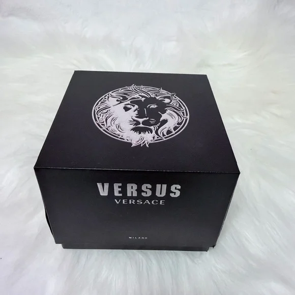 👨🏻Versus Versace Gold-Tone Men's Watch - Picture 8 of 8